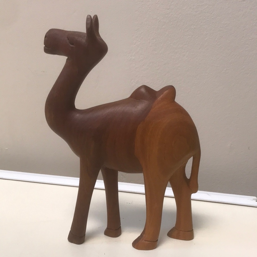 Vintage Hand Carved Wood Camel 8-1/2"‎